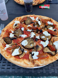 Plats et boissons du Pizzeria ROD pizza à Alissas - n°5