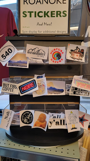 Grocery Store «Roanoke Natural Foods Co-op: Downtown Roanoke», reviews and photos, 1 Market Square SE #115, Roanoke, VA 24011, USA