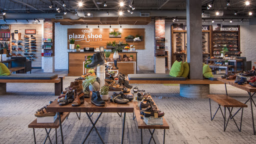 Running Store «Plaza Shoe Store Inc», reviews and photos, 2694 S Glenstone Ave, Springfield, MO 65804, USA