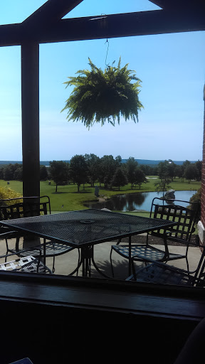 Golf Shop «Eagle Rock Golf Clubhouse & Pro Shop», reviews and photos, 191 Turnberry Ln, Hazle Township, PA 18202, USA