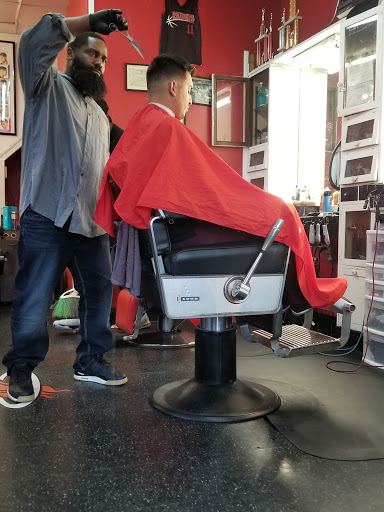 Barber Shop «Fade Away Barber Shop», reviews and photos, 201 S Pine St, York, PA 17403, USA