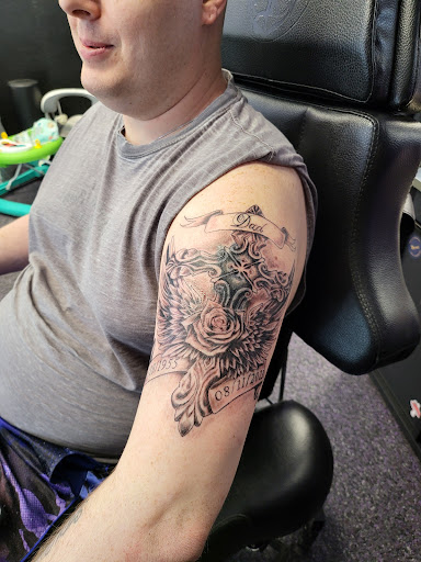 Explore floral tattoo sleeve ideas, creative tattoo ideas in Sarasota, available at Z-Edge Tattoo and Body Piercing North Shop