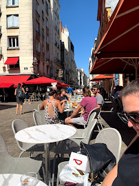 Atmosphère du Bar Restaurant Terrasse à Nantes | Bistro du Cours - n°12