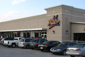 Pluckers Wing Bar image