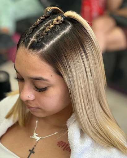 Beauty Salon «Mary Dominican Beauty Salon», reviews and photos, 736 Broadway, Newark, NJ 07104, USA