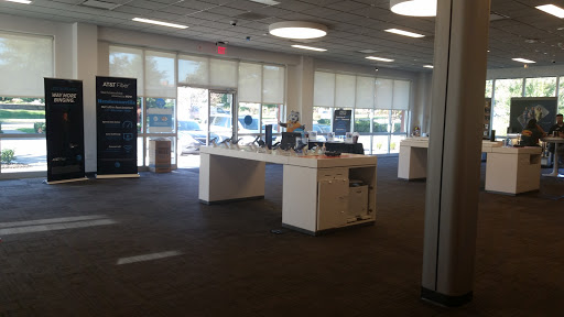 Cell Phone Store «AT&T», reviews and photos, 250 Indian Lake Blvd, Hendersonville, TN 37075, USA
