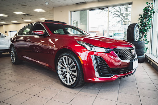 Cadillac Dealer «Motor Werks Cadillac of Barrington», reviews and photos, 206 N Cook St, Barrington, IL 60010, USA