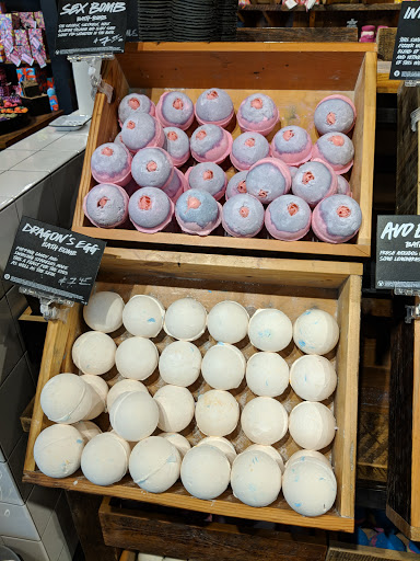 Cosmetics Store «Lush», reviews and photos, 3195 28th St SE, Kentwood, MI 49512, USA