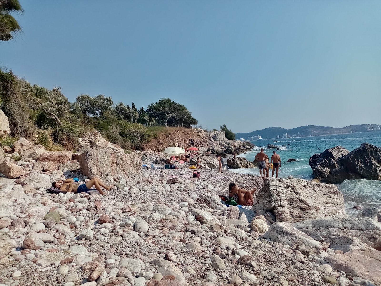 Fotografie cu Beach Kadice cu o suprafață de teren stâncos