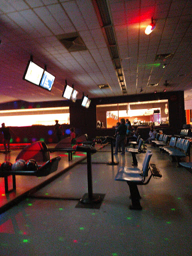 Bowling Alley «Skylanes Bowling Center», reviews and photos, 100 Eagle Valley Mall, East Stroudsburg, PA 18301, USA