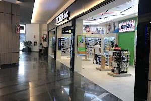MOBO Shop Cosmopol Coacalco image
