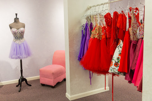 Bridal Shop «Lavender Bridal Salon», reviews and photos, 218 W 3rd St, Dover, OH 44622, USA