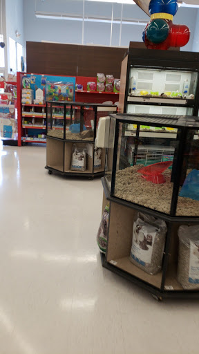Pet Supply Store «Petco Animal Supplies», reviews and photos, 4013 W Walnut St, Rogers, AR 72756, USA