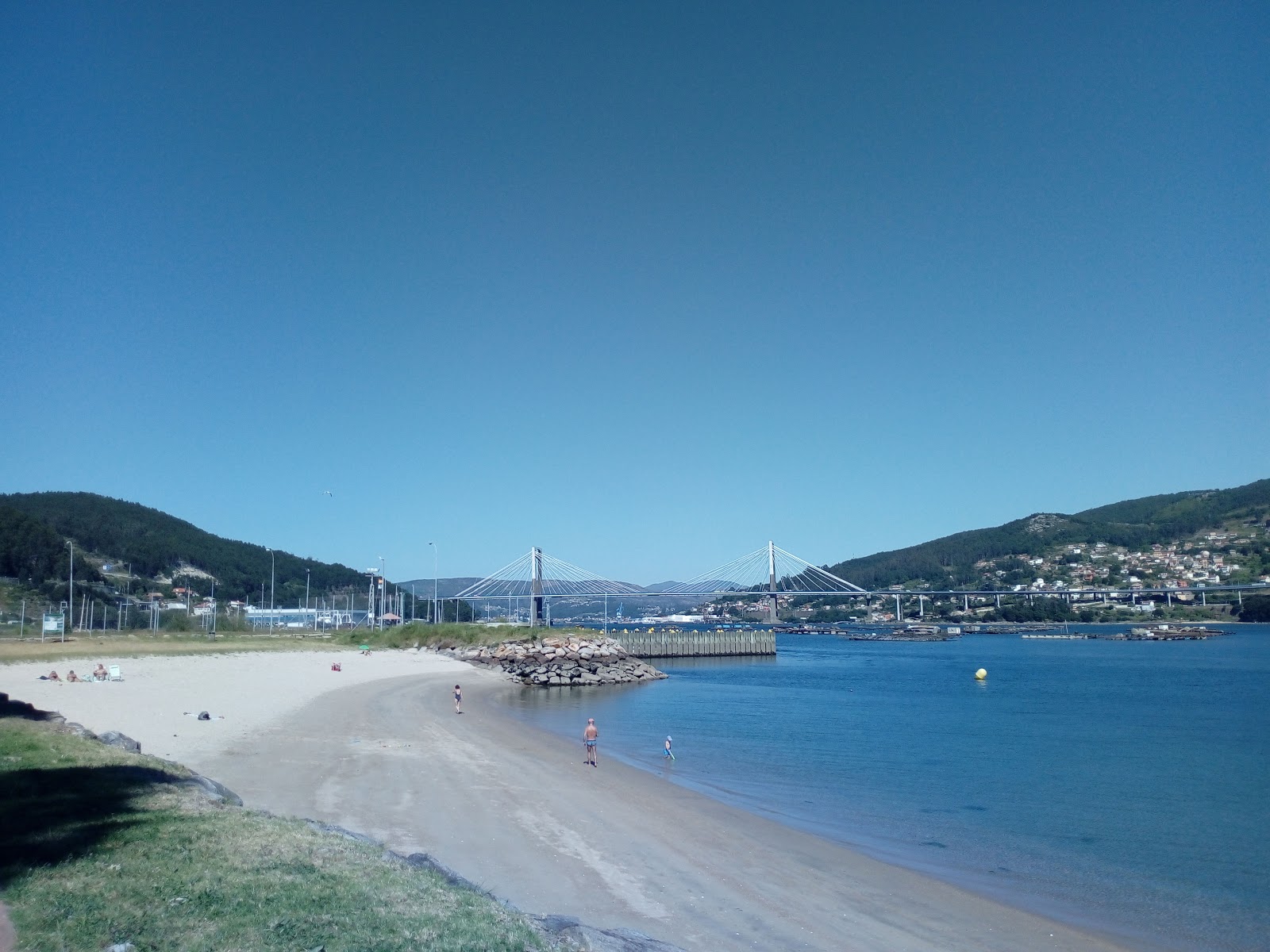 Photo de Praia da Tella avec un niveau de propreté de assez propre