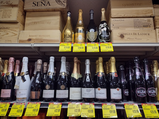 Liquor Store «Spirit Shop», reviews and photos, 657 Watertown Ave, Waterbury, CT 06708, USA