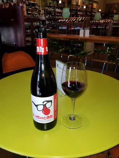 Wine Store «House Wine», reviews and photos, 644 High St, Columbus, OH 43085, USA