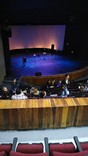 Teatro León 