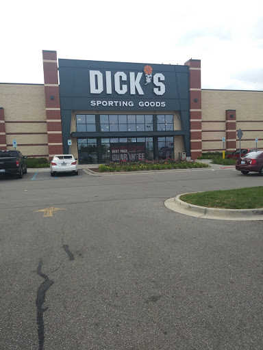 Shopping Mall «Macomb Mall», reviews and photos, 32233 Gratiot Ave, Roseville, MI 48066, USA