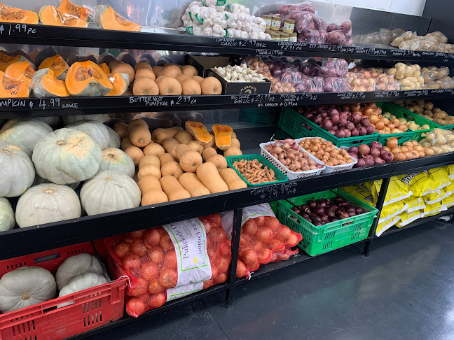 Green World Fruit & Veges Hamilton East - Fruit and vegetable store