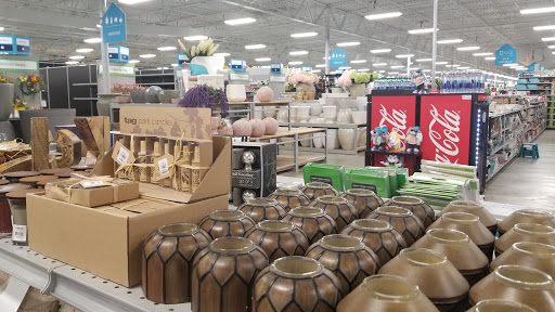 Home Goods Store «At Home», reviews and photos, 3700 S Campbell Ave, Springfield, MO 65807, USA