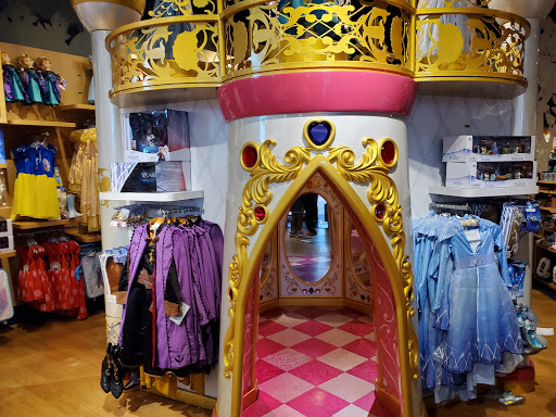 Toy Store «Disney Store», reviews and photos, 8001 So. Orange Blosson Trl, Orlando, FL 32809, USA