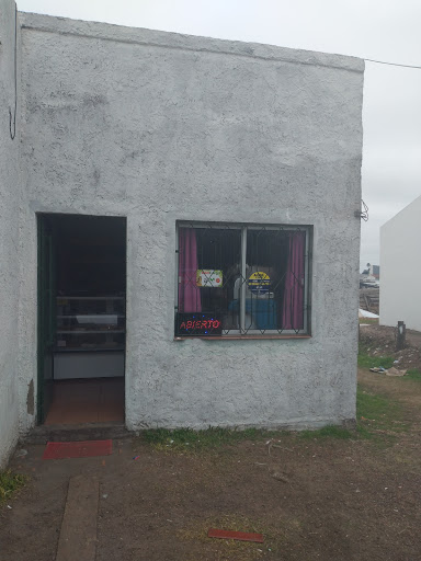 AF1QipP7COd95sVLbM2BopvC4eLLOoYjsYtGCkt9vyuG