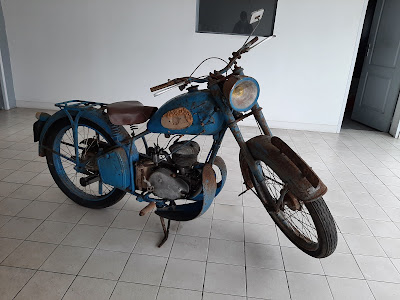 Authentic Automobiles à Grandchamp-des-Fontaines
