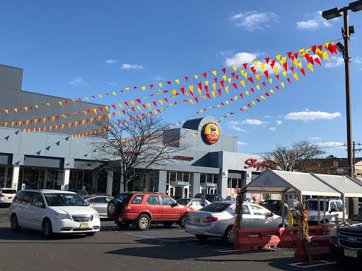 Grocery Store «ShopRite of Elizabeth», reviews and photos, 865 W Grand St, Elizabeth, NJ 07202, USA