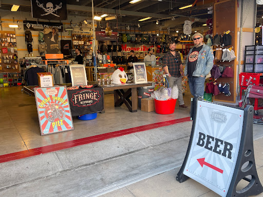 Outdoor Sports Store «Moosejaw», reviews and photos, 439 W 47th St, Kansas City, MO 64112, USA