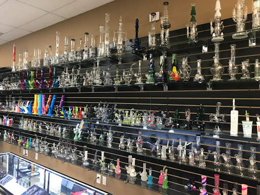 Tobacco Shop «Gravitate Smoke Shop», reviews and photos, 7345 E Shoeman Ln, Scottsdale, AZ 85251, USA