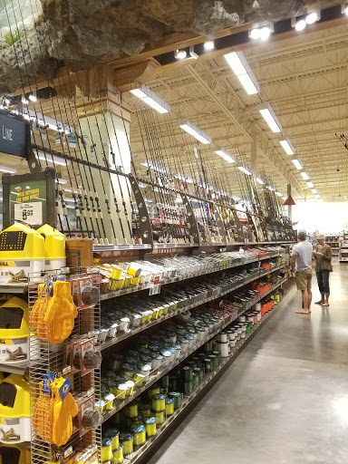 Sporting Goods Store «Bass Pro Shops», reviews and photos, 10501 Palm River Rd, Tampa, FL 33619, USA