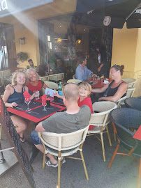 Atmosphère du Restaurant L'Azur à Cagnes-sur-Mer - n°8