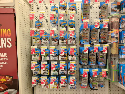 Department Store «Target», reviews and photos, 2905 District Ave S, Fairfax, VA 22031, USA