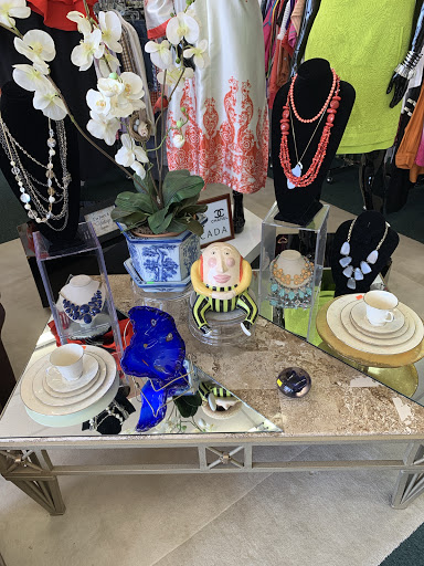 Thrift Store «Pennies For Heaven Resale», reviews and photos, 17471 Preston Rd, Dallas, TX 75252, USA