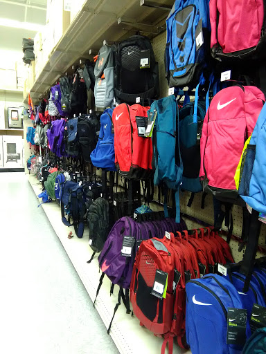 Sporting Goods Store «Academy Sports + Outdoors», reviews and photos, 550 Barnes Dr, San Marcos, TX 78666, USA