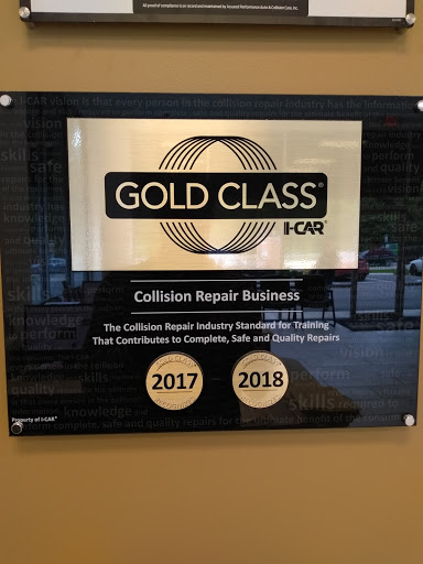 Auto Body Shop «Fine Line Auto Body-Lewis Center», reviews and photos, 8595 N High St, Columbus, OH 43235, USA