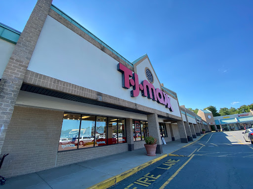 T.J. Maxx, 1850 Rio Hill Center, Charlottesville, VA 22901, USA, 