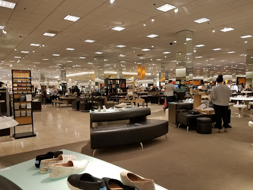 Department Store «Nordstrom», reviews and photos, 4937 Old Orchard Shopping Center, Skokie, IL 60077, USA