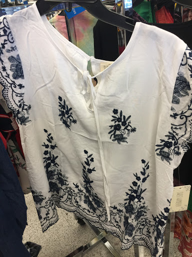Clothing Store «Ross Dress for Less», reviews and photos, 5635 Woodruff Ave, Lakewood, CA 90713, USA