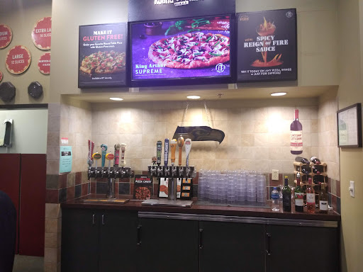 Pizza Restaurant «Round Table Pizza», reviews and photos, 34410 16th Ave S, Federal Way, WA 98003, USA