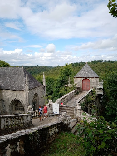 Fontaine Sainte Barbe à Le Faouët