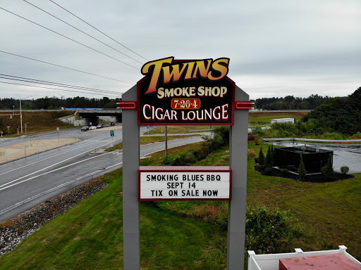 Tobacco Shop «Twins Smoke Shop», reviews and photos, 80 Perkins Rd, Londonderry, NH 03053, USA
