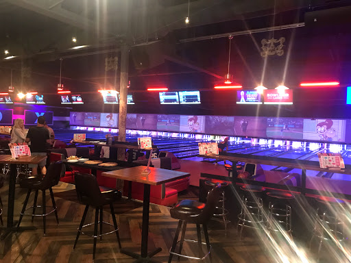 Bowling Alley «Bowl Mor Lanes», reviews and photos, 201 Highland Ave, East Syracuse, NY 13057, USA