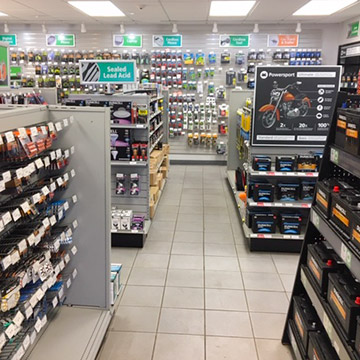 Car Battery Store «Batteries Plus Bulbs», reviews and photos, 6227 95th St, Oak Lawn, IL 60453, USA