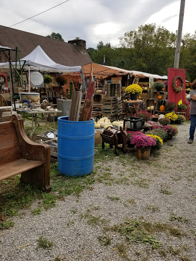 Flea Market «Olde Tyme Flea Market», reviews and photos, 5400 State Rd 46, Nashville, IN 47448, USA