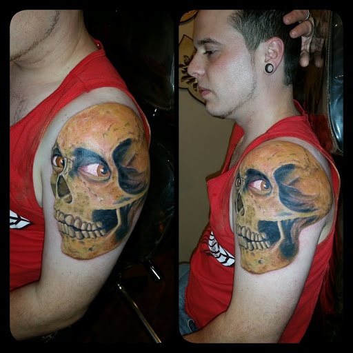 Tattoo Shop «Moselys Tattoo», reviews and photos, 18018 1st Avenue South, Burien, WA 98148, USA