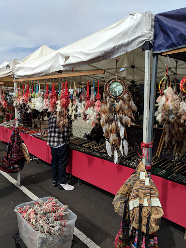 Cherry Avenue Auction image