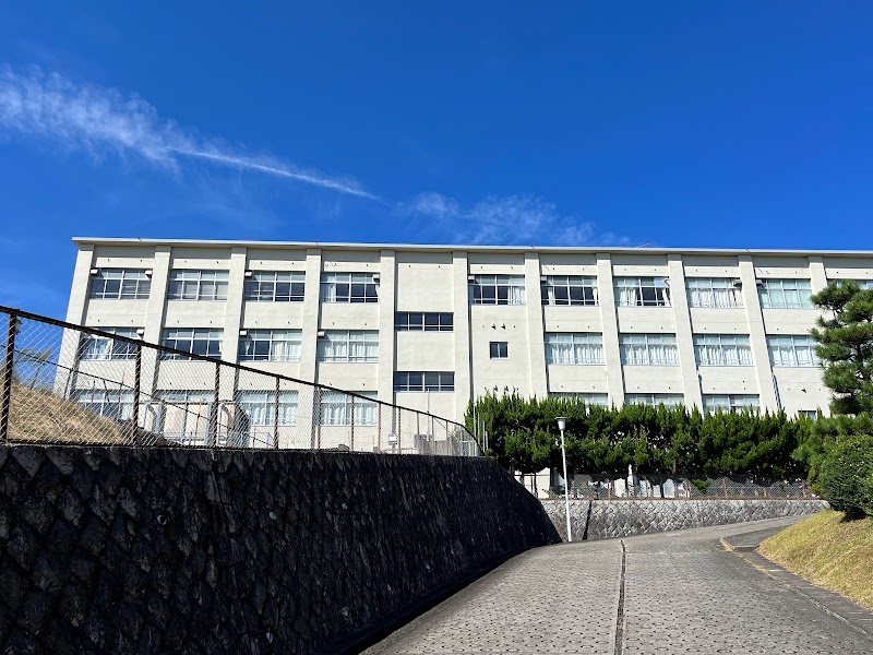 三重県立津商業高等学校