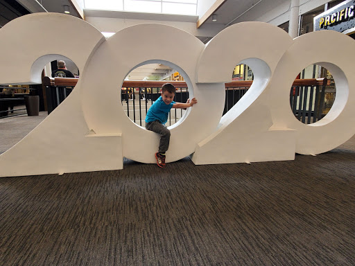 Shopping Mall «Salem Center», reviews and photos, 401 Center St NE, Salem, OR 97301, USA