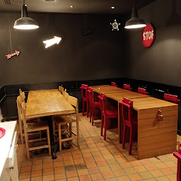 Photo n°125 de Pizza Vesuvio à Paris ()